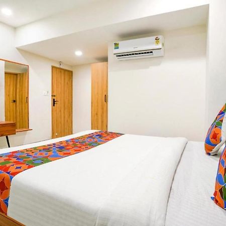 Hotel Tulip Light Матхура Экстерьер фото